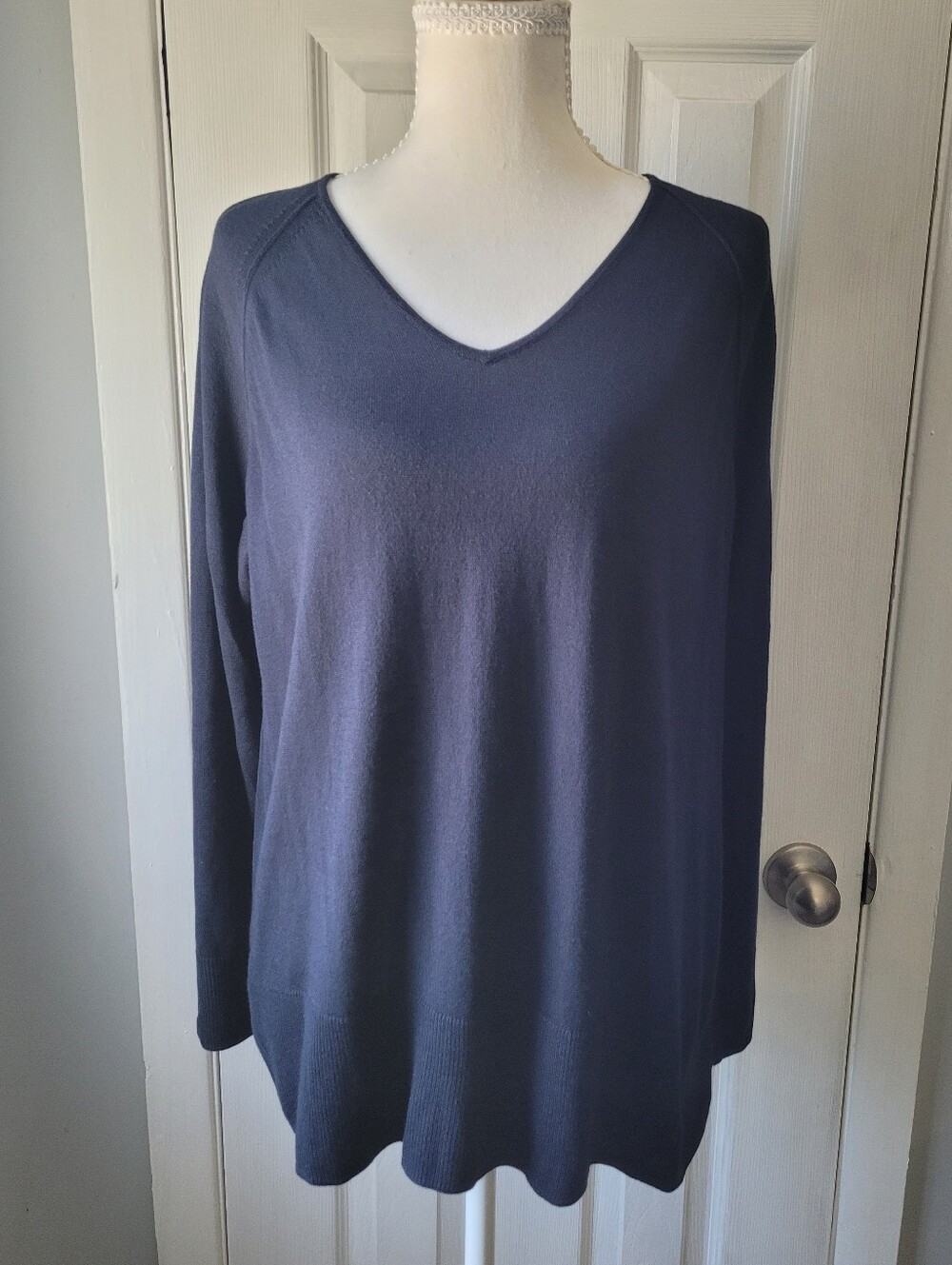 J.Jill Petite M Navy Blue Silk Cotton V-Neck Sweater Capsule Wardrobe